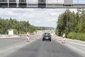 driving safely, Waukegan personal injury lawyer, motor vehicle safety, Waukegan car accident, work zone