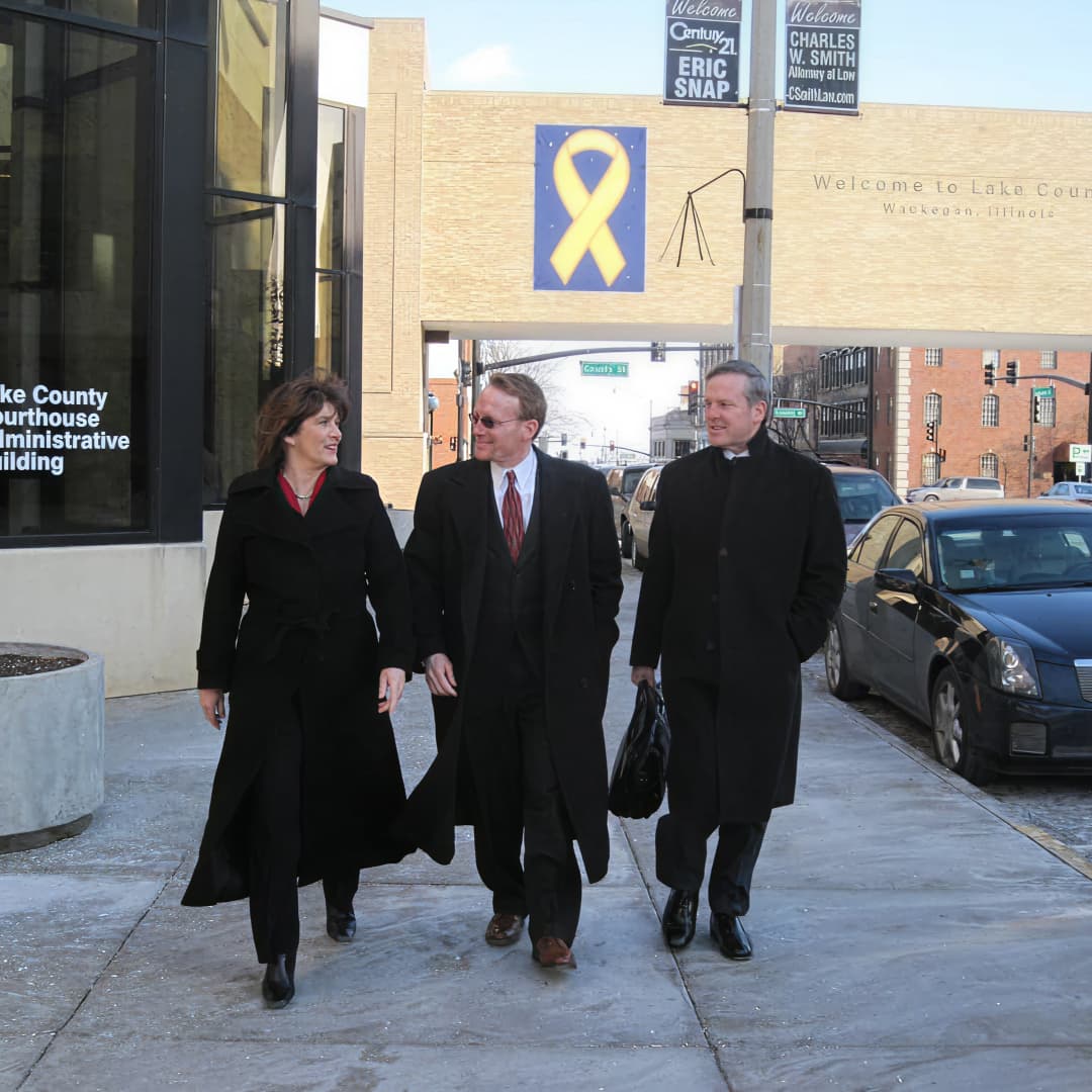 trial-law-firm-2