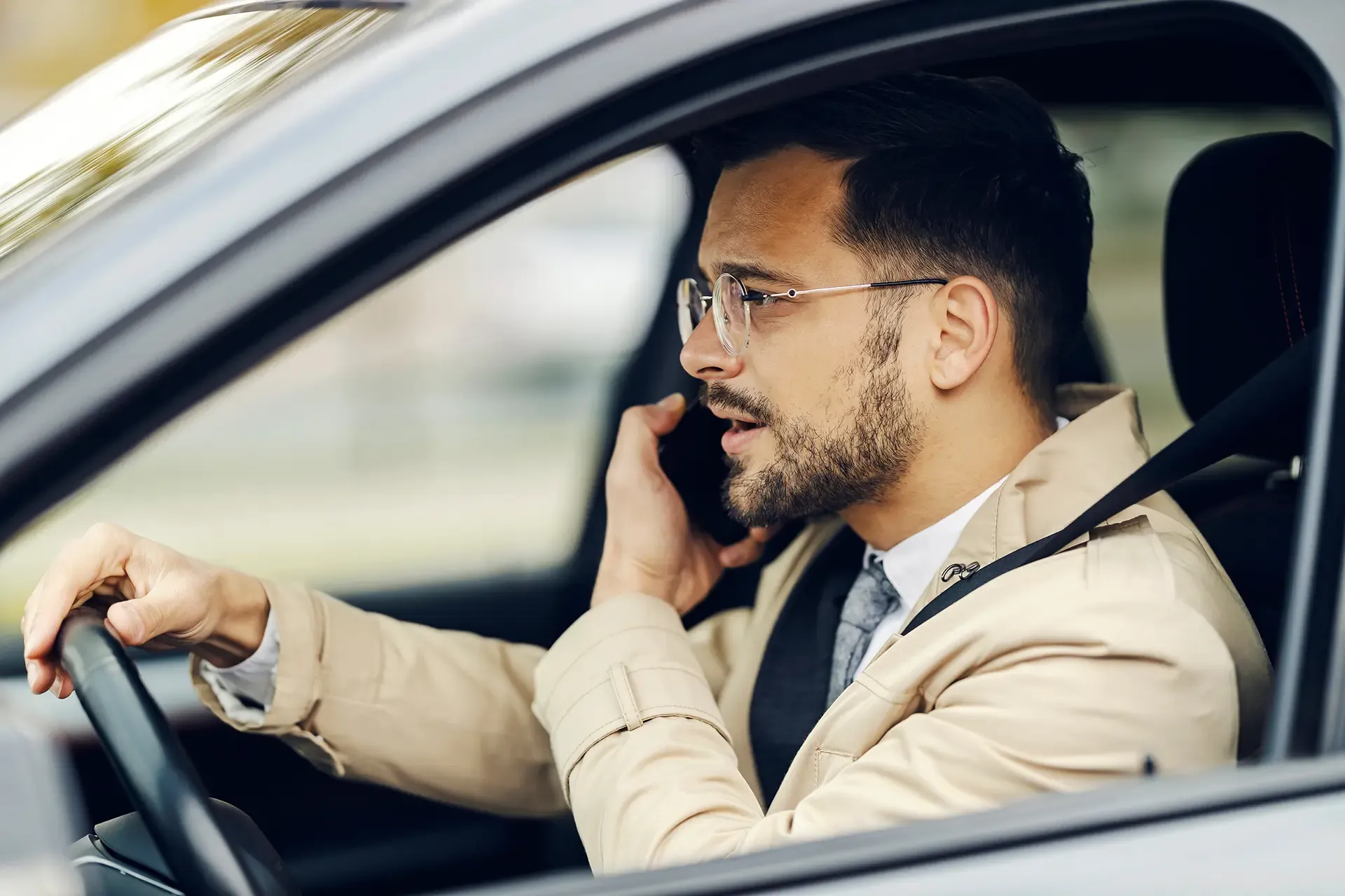 5 Tips Avoiding Distracted Driving Accidents 5 Tips Avoiding Distracted Driving Accidents