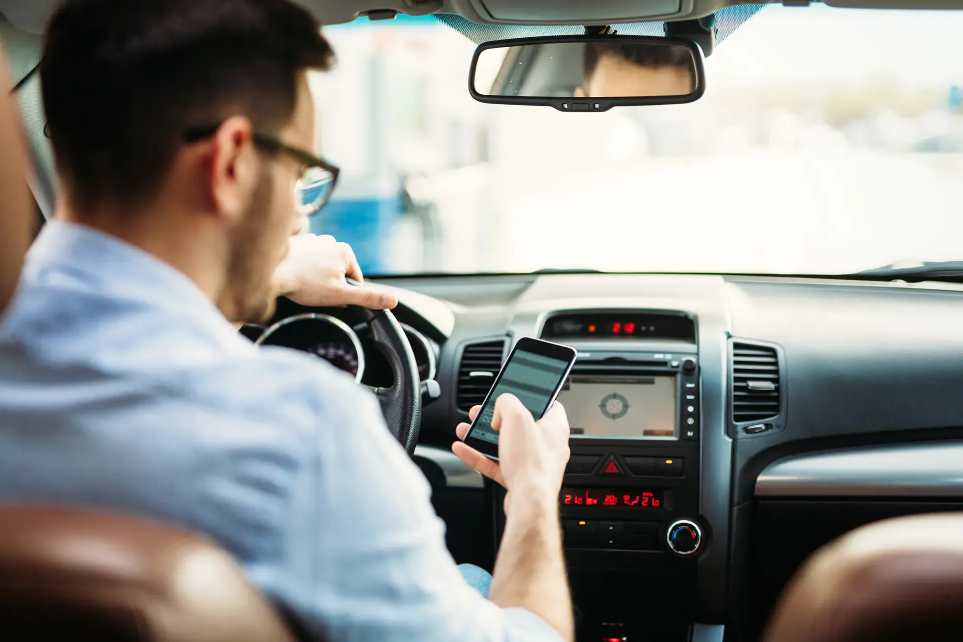 Cell Phone Use While Driving Continues To Cause Major Car Accidents Cell Phone Use While Driving Continues To Cause Major Car Accidents