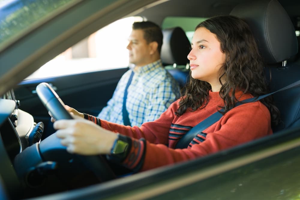 Distracted Driving by Illinois Parents Sends Wrong Message to Teenagers.jpg Distracted Driving by Illinois Parents Sends Wrong Message to Teenagers.jpg