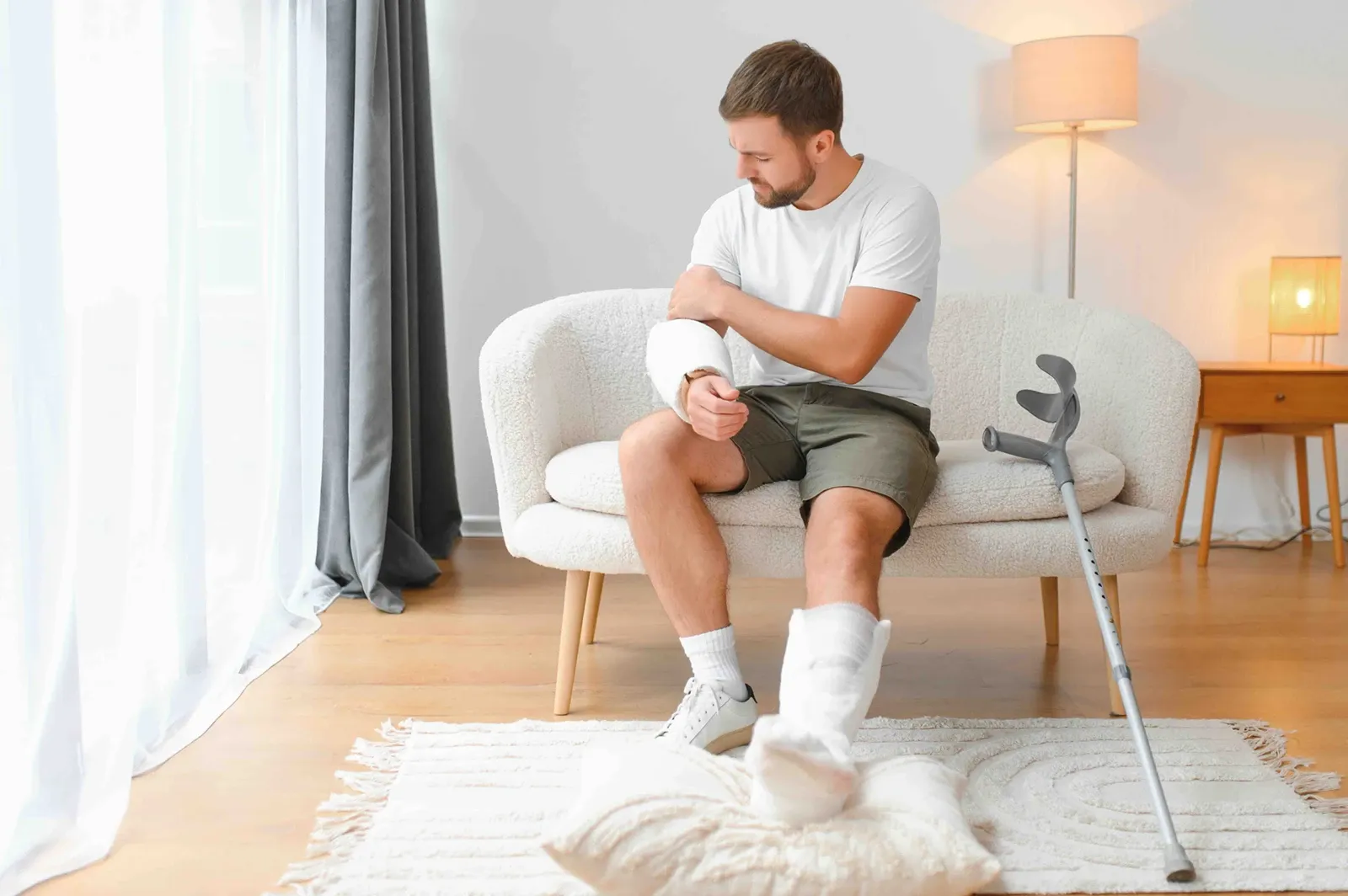 personal-injury-practice-area-serious-injury-fractures-01 personal-injury-practice-area-serious-injury-fractures-01