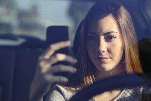 Chicago car accident attorneys, teen drivers, distracted driving, texting and driving, teen driver crashes, summer driving, teen driving trends