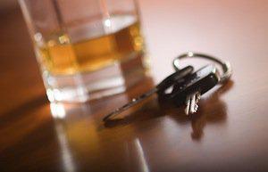 drunk driver, car accidents, Chicago truck accident attorney, distracted driving, Drunk driving accident, drunk driving accidents, DUI accident, Illinois car accident lawyer, Waukegan motor vehicle accident attorney
